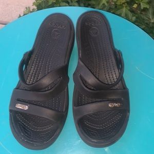 CROCS WOMENS WEDGES Size 7